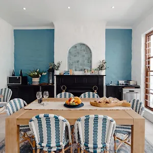 Gasthof Mediterranean Style In De Waterkant, Kapstadt
