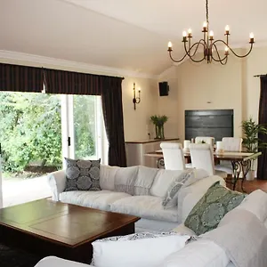 Frühstückspension Camelot In Constantia, Kapstadt