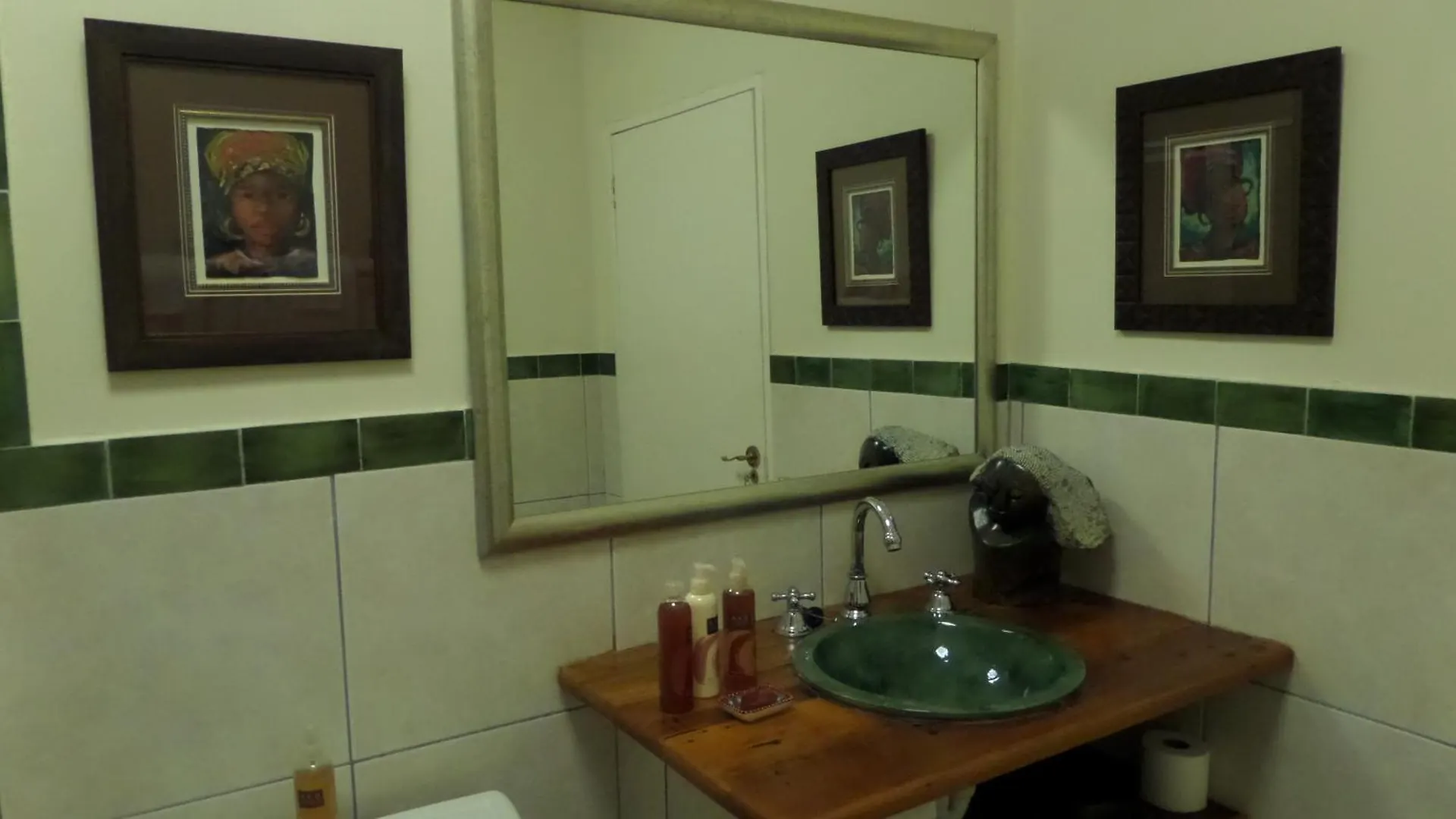 Moonglow Guesthouse Cape Town Guest house